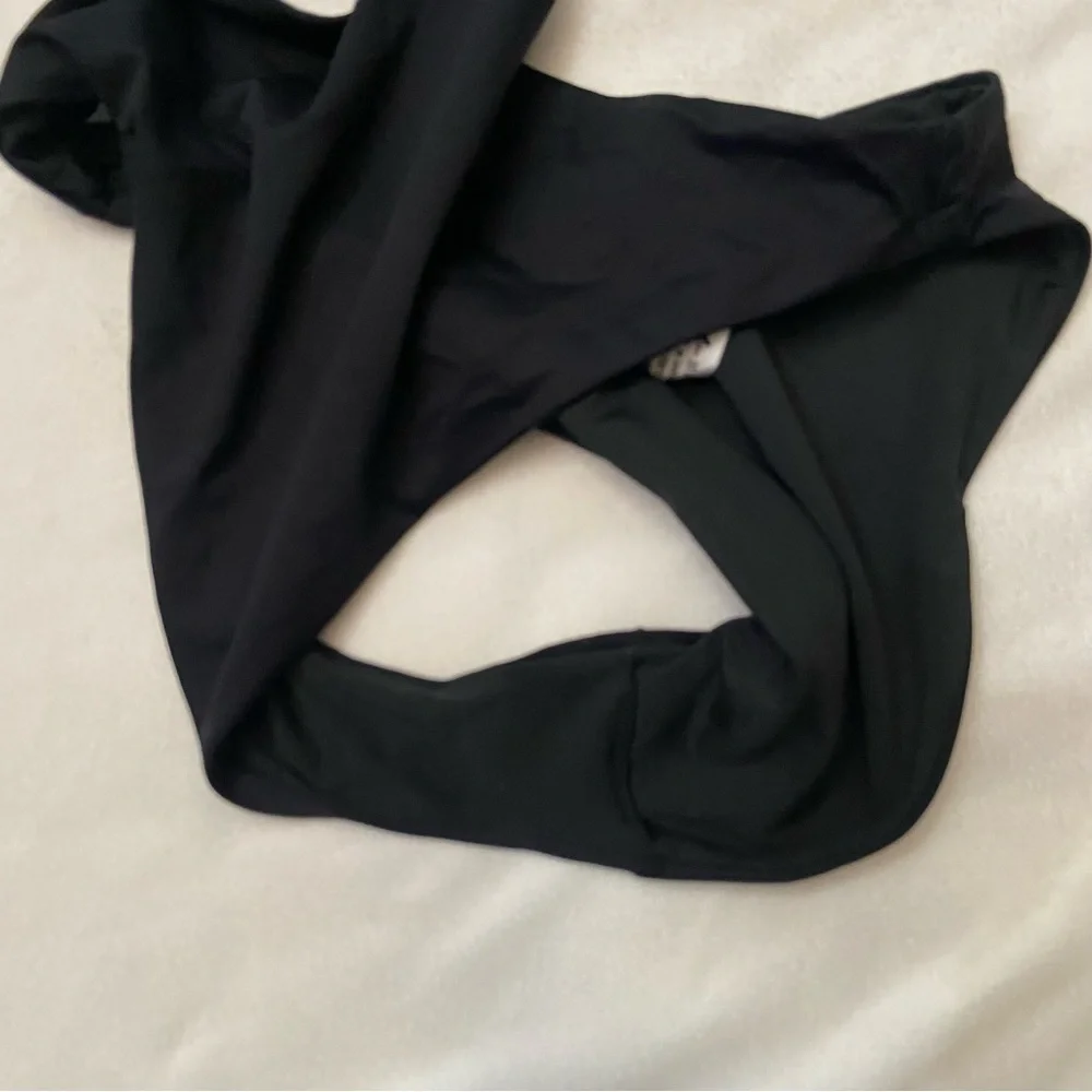 New! Agua Bendita Malibu Fera Black Swimwear Large 1181
